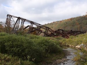 fallen wreckage of the kinzua bridge