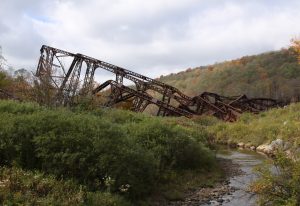twisted steel of wrecked kinzua bridge